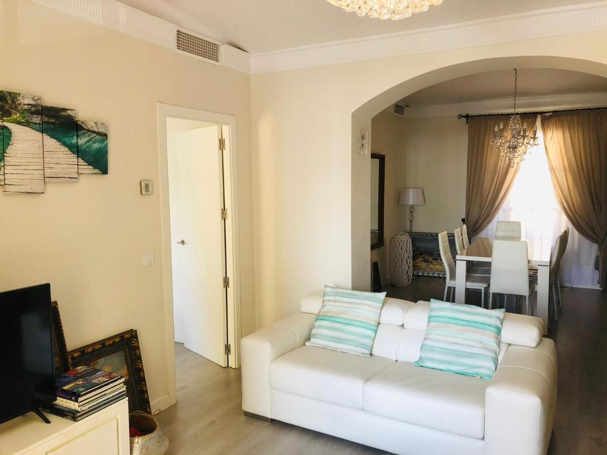 Apartamento A 50 Metros De La Playa Malagueta Con Vistas Al Mar Málaga Exterior foto